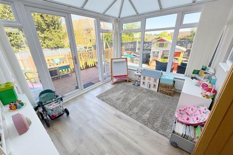 36 Ascot Drive, Grantham, NG31 9TB