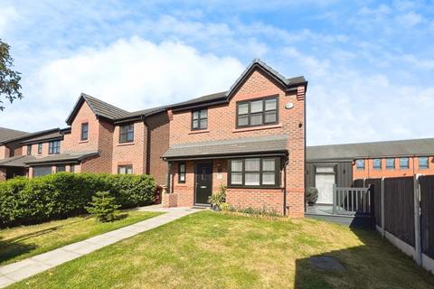 3 bedroom detached house for sale, Railway Road, Horwich