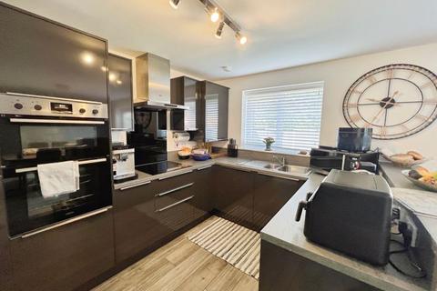 3 bedroom detached house for sale, Railway Road, Horwich