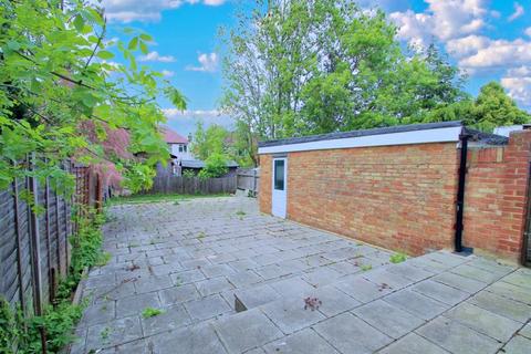 3 bedroom semi-detached house for sale, Moat Drive, Harrow