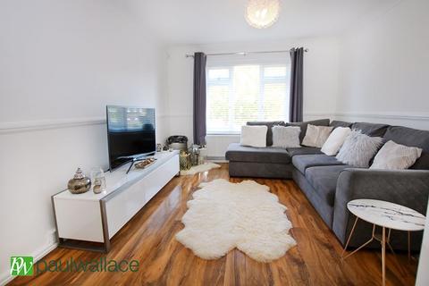 19 Farriers End, Broxbourne, EN10 6BS