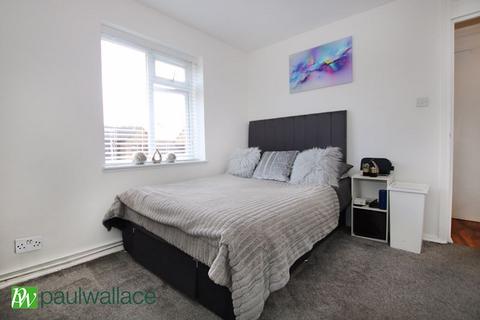 19 Farriers End, Broxbourne, EN10 6BS