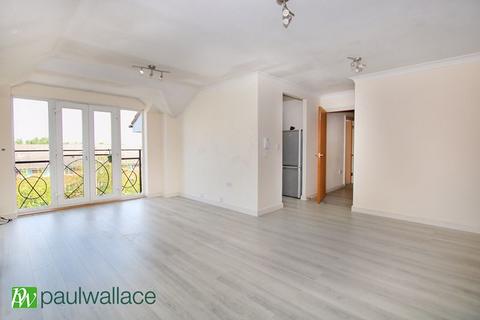 2 bedroom flat for sale, Vancouver Road, Turnford