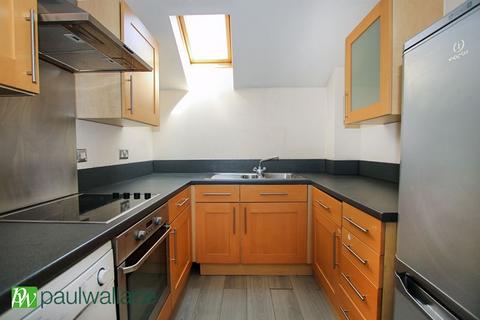 2 bedroom flat for sale, Vancouver Road, Turnford
