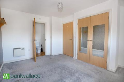 2 bedroom flat for sale, Vancouver Road, Turnford