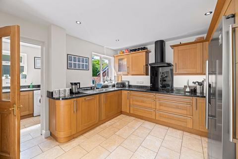 undefined, Weybridge Close, Appleton