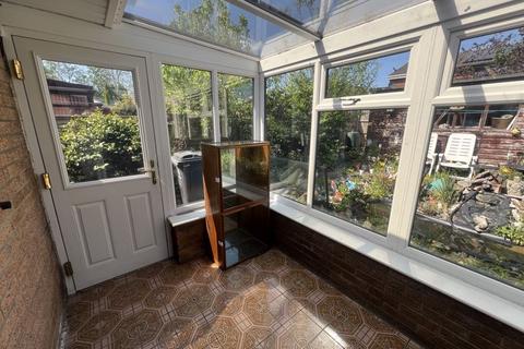 2 bedroom semi-detached bungalow for sale, Salts Street, Oldham OL2