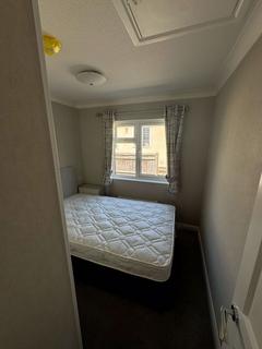 2 bedroom detached bungalow for sale, Swindon SN25