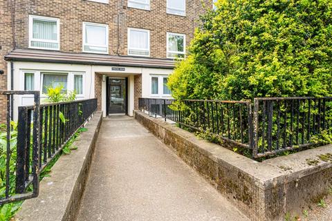 16, Chester House Redcliffe Road, Nottingham, NG3 5AW