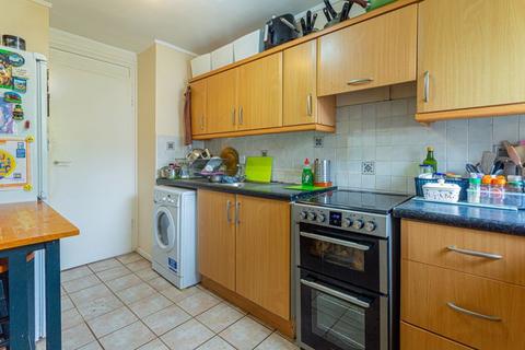 16, Chester House Redcliffe Road, Nottingham, NG3 5AW