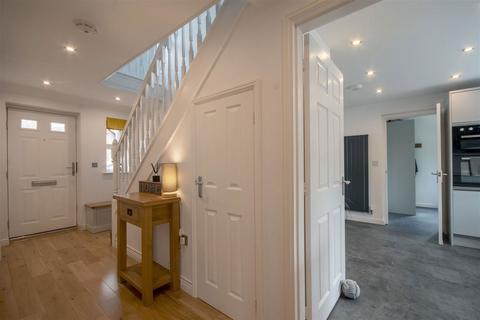 112 Wheatmoor Road, Sutton Coldfield, B75 7JS