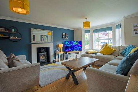 112 Wheatmoor Road, Sutton Coldfield, B75 7JS