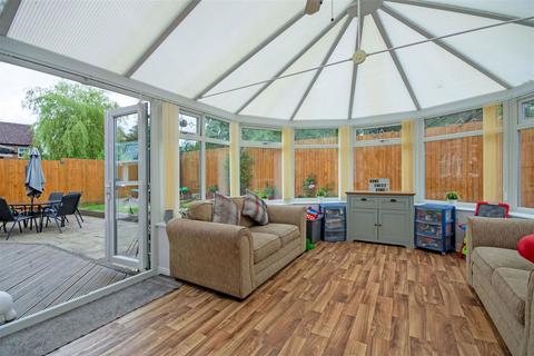 112 Wheatmoor Road, Sutton Coldfield, B75 7JS