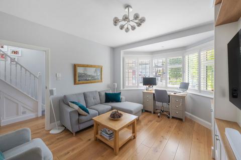 7 Raleigh Avenue, Wallington, SM6 8HE
