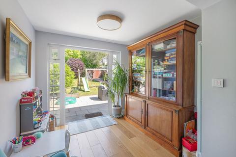 7 Raleigh Avenue, Wallington, SM6 8HE