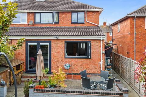 3 bedroom semi-detached house for sale, Maple Grove, Rugby, CV21