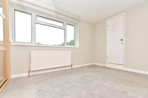 4 Brookside, Beare Green, Dorking, RH5 4QH