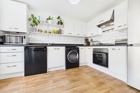 32 Hendrawna Meadows, Perranporth, TR6 0FH