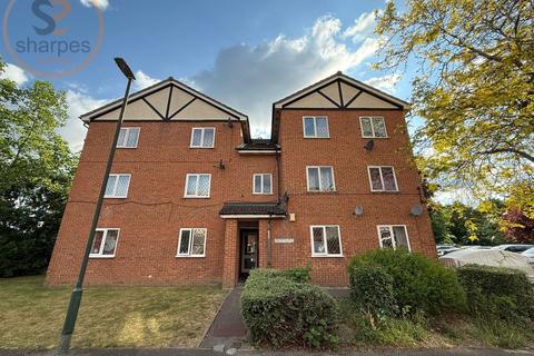 Heathfield Drive, Mitcham, London