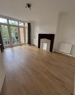 1 bedroom flat to rent, London NW11