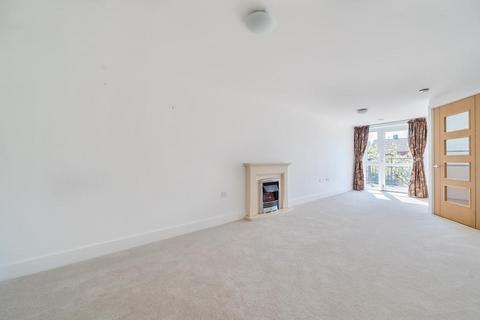 1 bedroom flat for sale, Limpsfield Road, Yew Tree Court, Sanderstead, Surrey, CR2  9LB