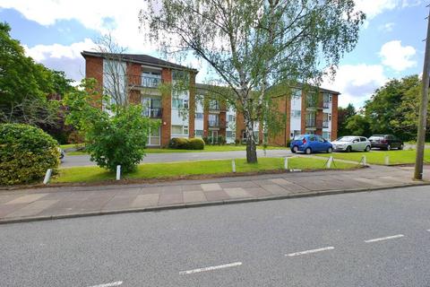 2 bedroom flat for sale, Sandy Lodge Way, Northwood HA6