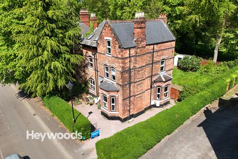 7 bedroom detached house for sale, Sidmouth Avenue, Newcastle-under-Lyme, Staffordshire