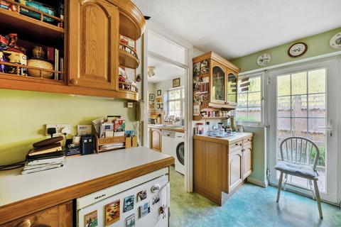24c Chinthurst Park, Shalford, Guildford, GU4 8JH
