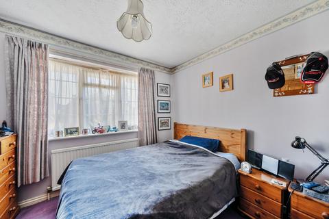 24c Chinthurst Park, Shalford, Guildford, GU4 8JH
