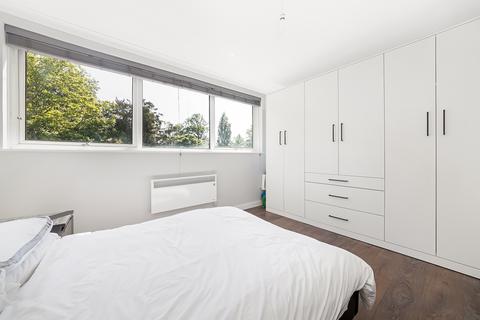 undefined, South Norwood Hill, London, SE25