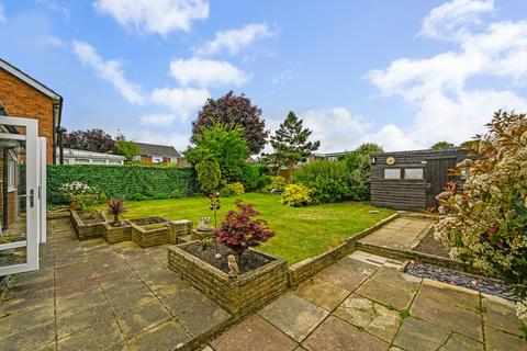 17 Cherry Tree Road, Charing Heath, Ashford, TN27 0BB