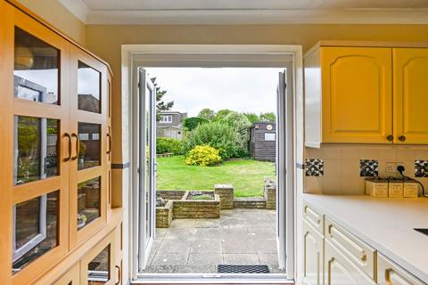 17 Cherry Tree Road, Charing Heath, Ashford, TN27 0BB