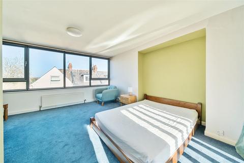 9 Cavendish Road, Exeter, EX1 2PB