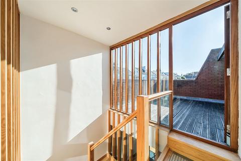 9 Cavendish Road, Exeter, EX1 2PB