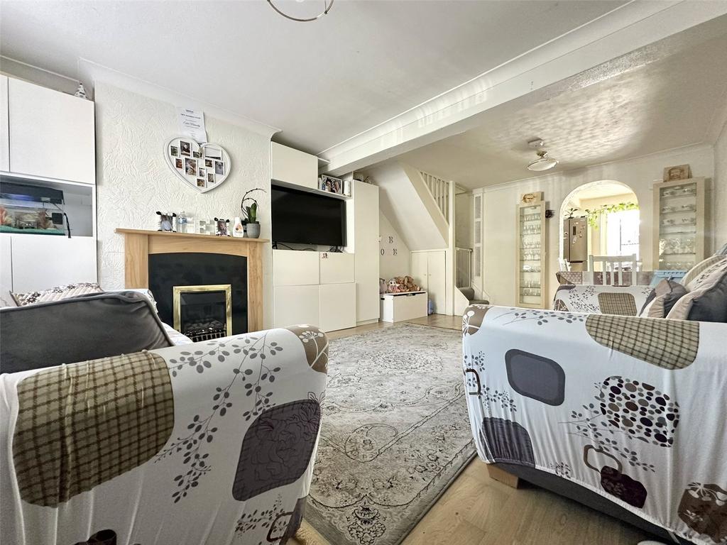 Through Lounge