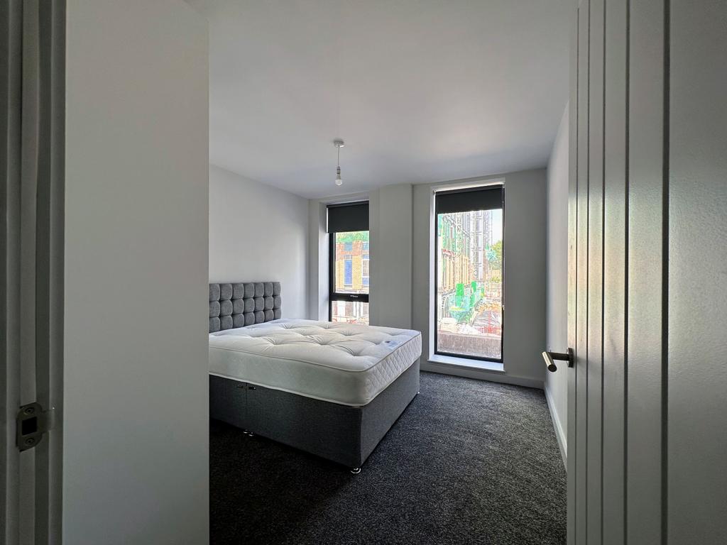 Apartment in Liverpool - More