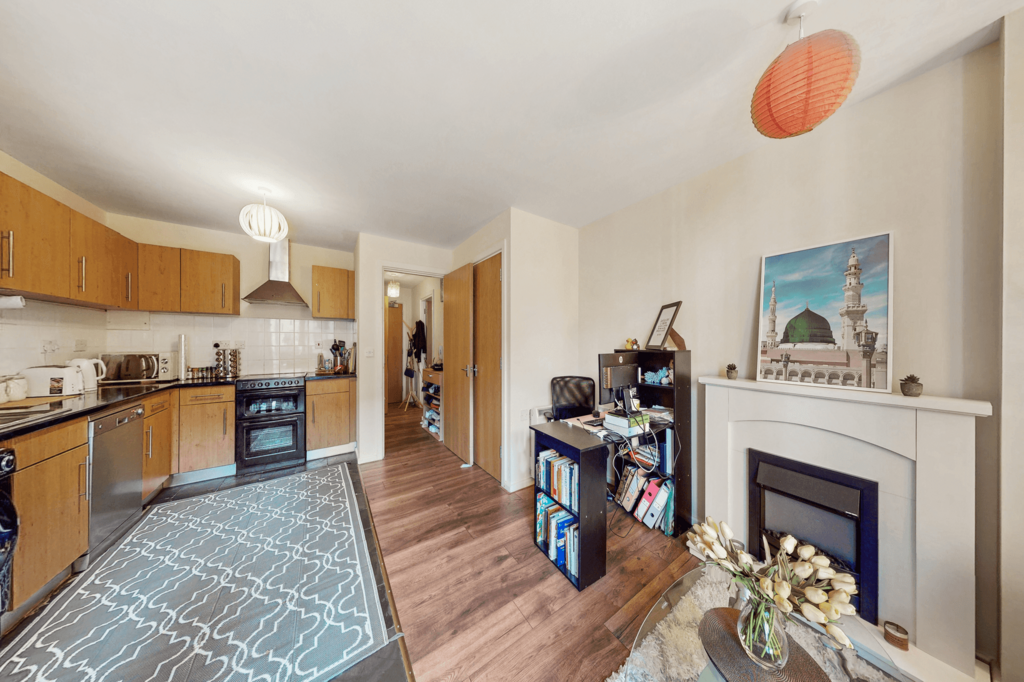Apartment in London - More