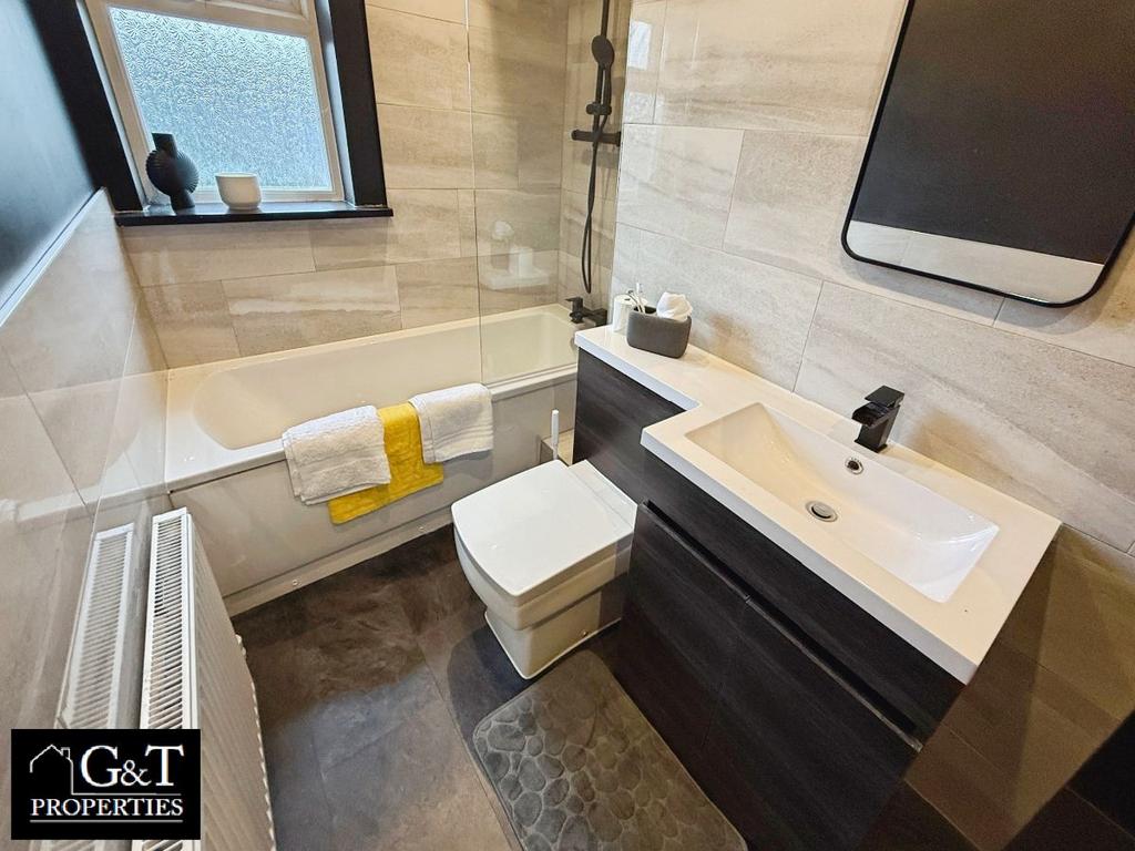 Family bathroom