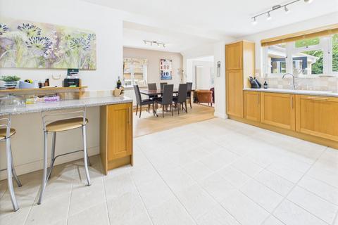 undefined, Milton-under-Wychwood, Chipping Norton OX7