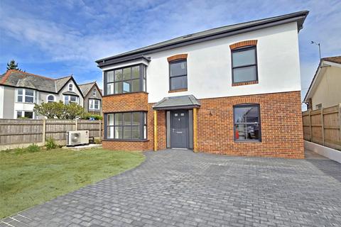 Penhale Gardens, Holsworthy, Devon, EX22
