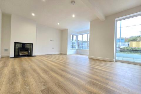 4 bedroom detached house for sale, Penhale Gardens, Holsworthy, Devon, EX22