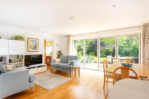 57 Carters Close, Sherington, Newport Pagnell, MK16 9NW