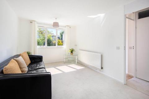 60 Strahan Road, London, E3 5DB