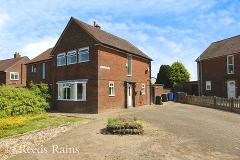 1 Larch Avenue, Chorley, PR6 0JL