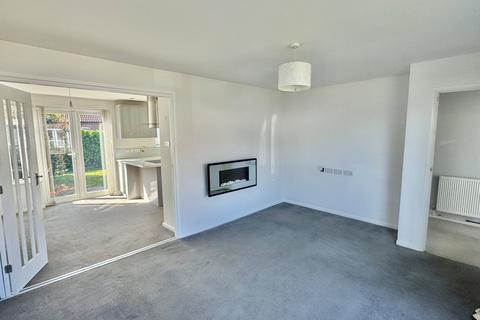 19 Firs Close, Folkestone, CT19 4HZ