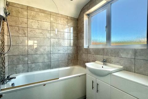 19 Firs Close, Folkestone, CT19 4HZ