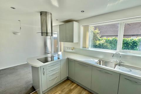 19 Firs Close, Folkestone, CT19 4HZ