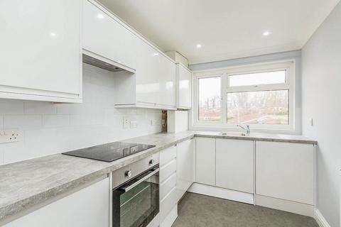 2 bedroom flat to rent, Sherborne St. John, Hampshire RG24