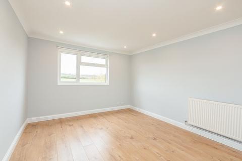 2 bedroom flat to rent, Sherborne St. John, Hampshire RG24