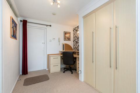 undefined, Linden Court, Cheshire SK10